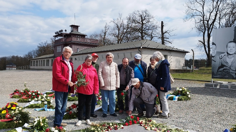 AGA–Mitglieder zum Gedenken in Buchenwald